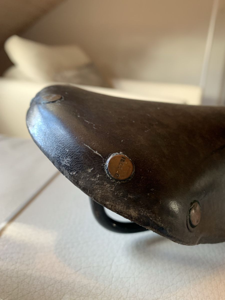 Pezzi di ricambio: Vintage IDEALE Leather Bike Saddle – Usato da La Croix de Rozon venduto da chr_f5wy 2
