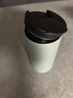 Isolierbecher hellgrün 200 ml neuwertiger Zustand