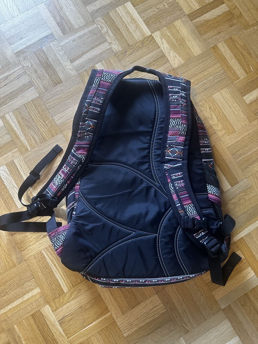 Dakine Borse & Zaini: Schulrucksack Dakine – Usato da Thun venduto da lou_pn7v 1
