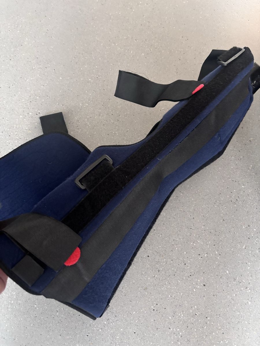 Attrezzature mediche: Kniebandage Ruthner Universal Schnellverschluss Grösse 2 – Usato da Zürich venduto da engebrunau 2
