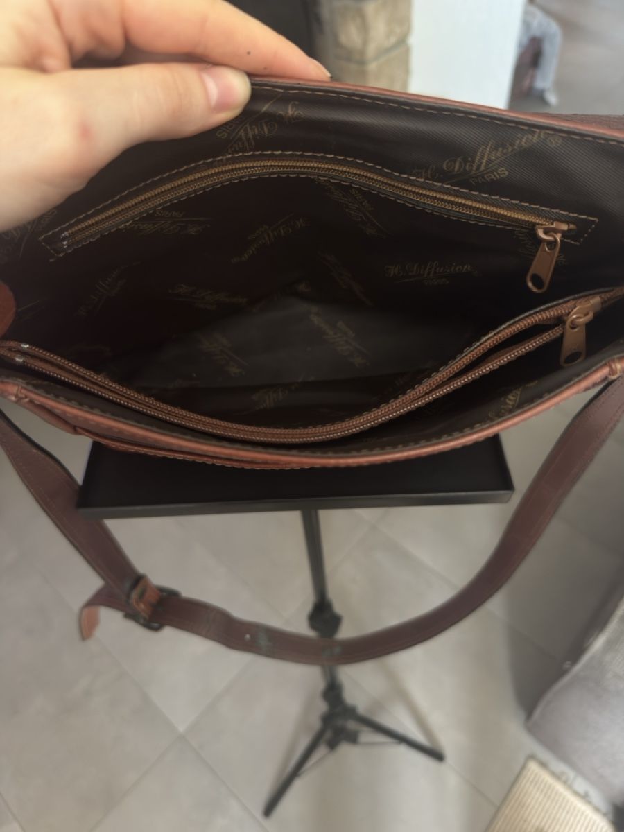 Borse da donna: Sac vintage en cuir marron Hexagona – Usato da Vuippens venduto da Anna_as 7