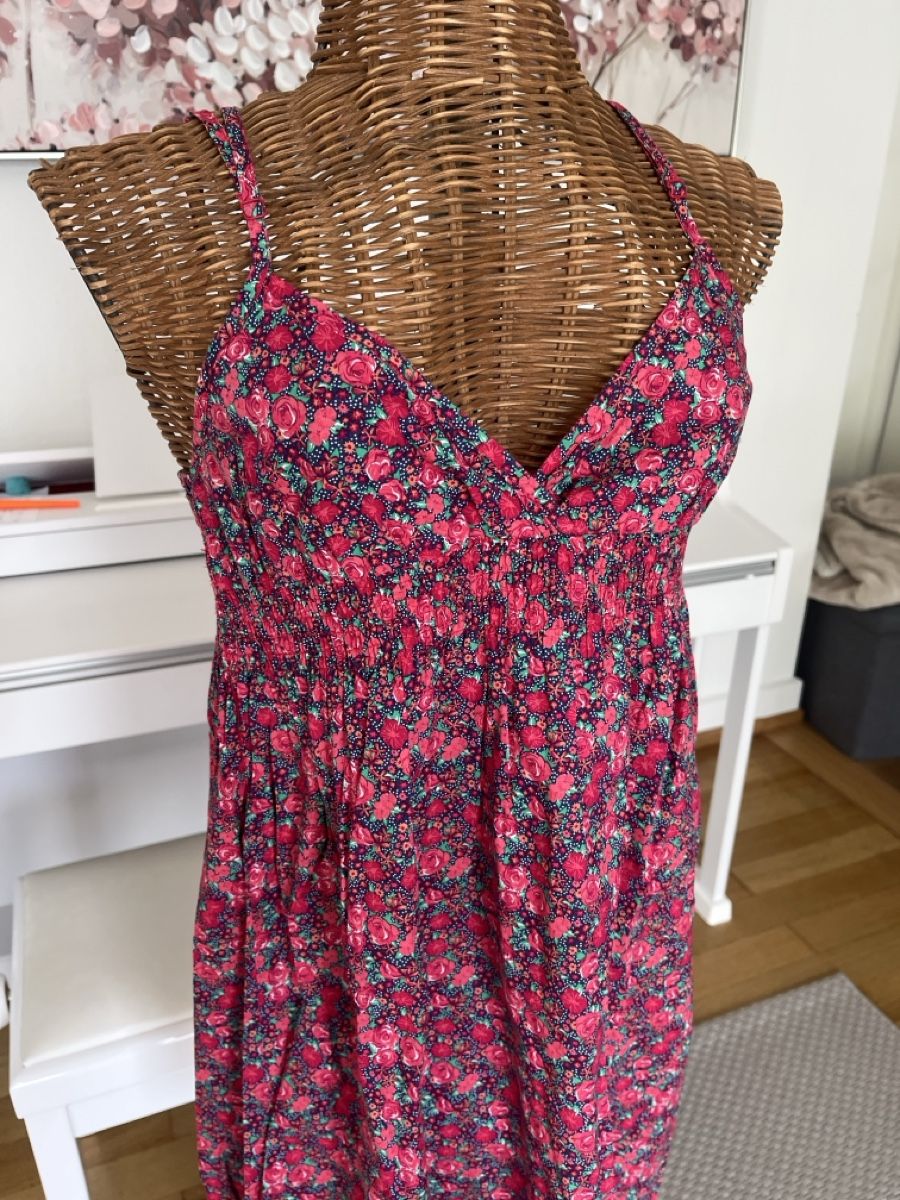 Vestiti: Kleid mit Blumenmuster, Divided, 38 – Usato da Solothurn venduto da Bobesch08 1
