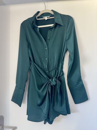 Smaragdgrüner H&M Playsuit in XS