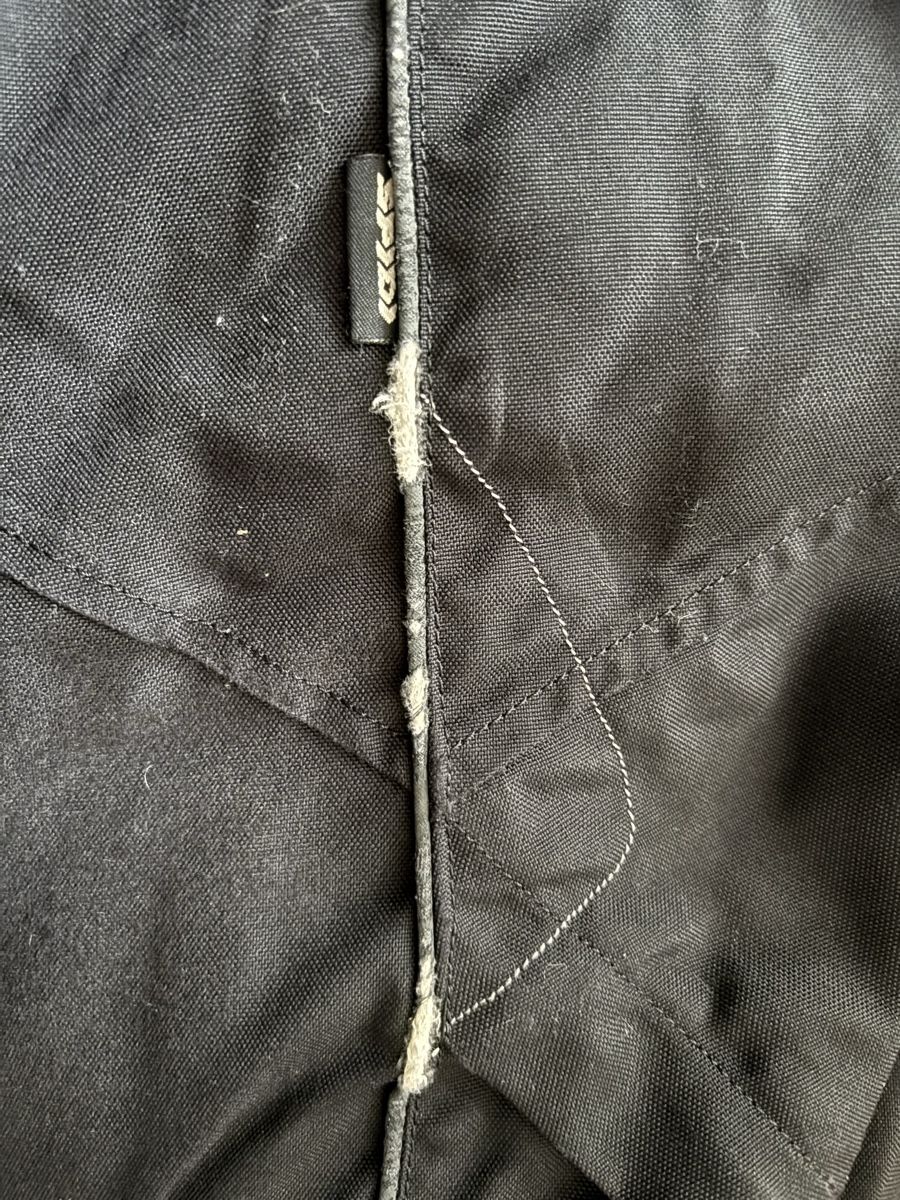 Pantaloni: Hose Grösse M schwarz – Usato da Dübendorf venduto da mba_5yvw 3