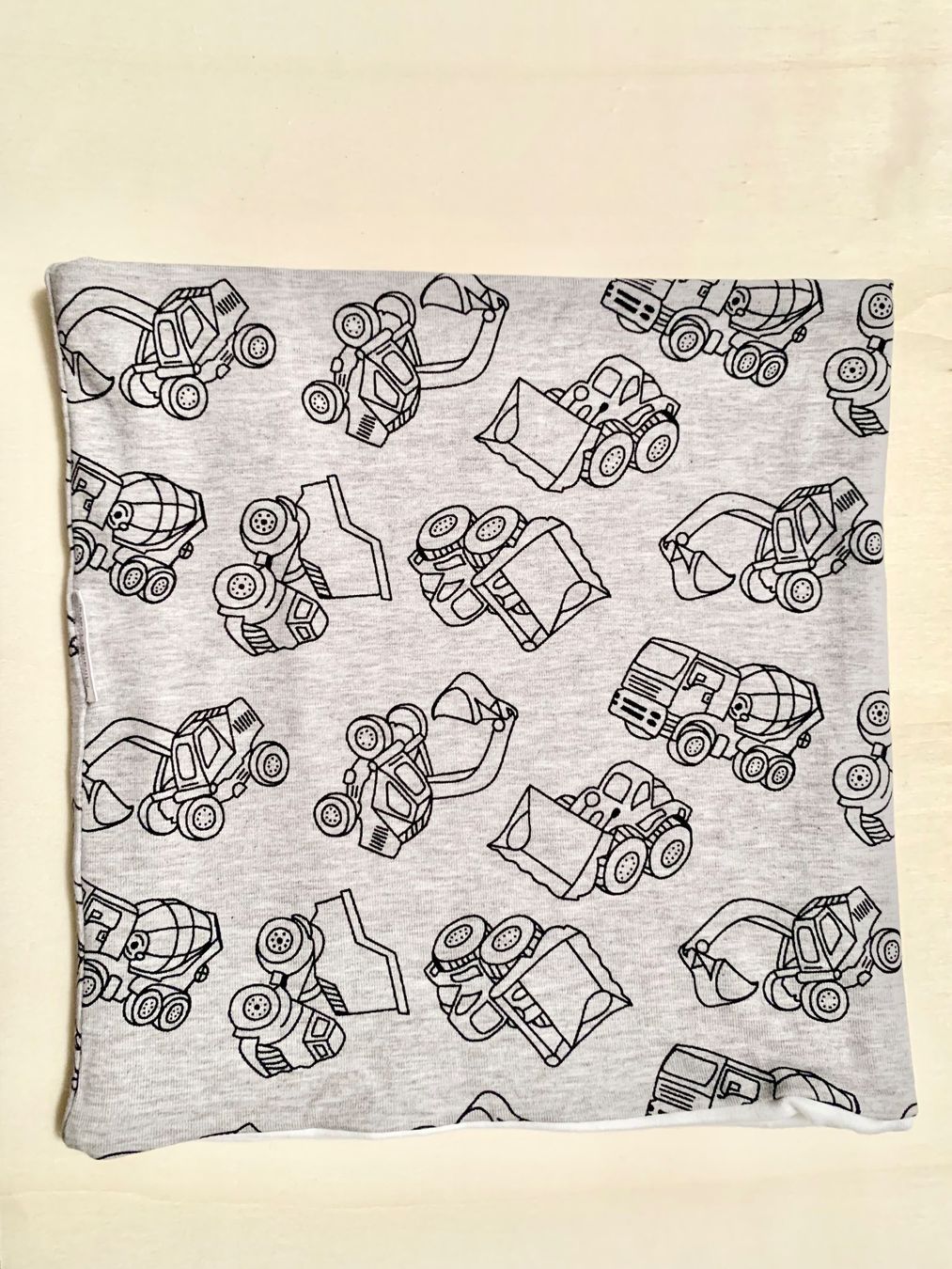 Sonstige Jungenkleidung: HANDMADE Schlauchschal BAUSTELLE wendbar – Neu und originalverpackt aus Emmenbrücke von swissmade-miracles 4