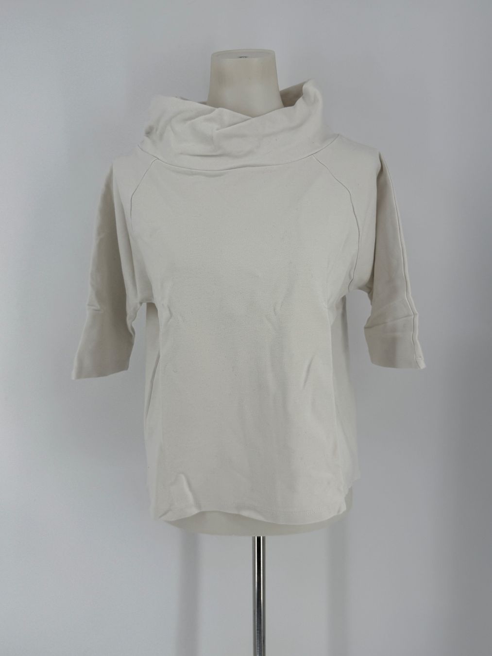 Heine Pulls & Sweat-shirts: Pullover Gr. 38 von rick cardona – Défectueux à Auenstein par moin.
