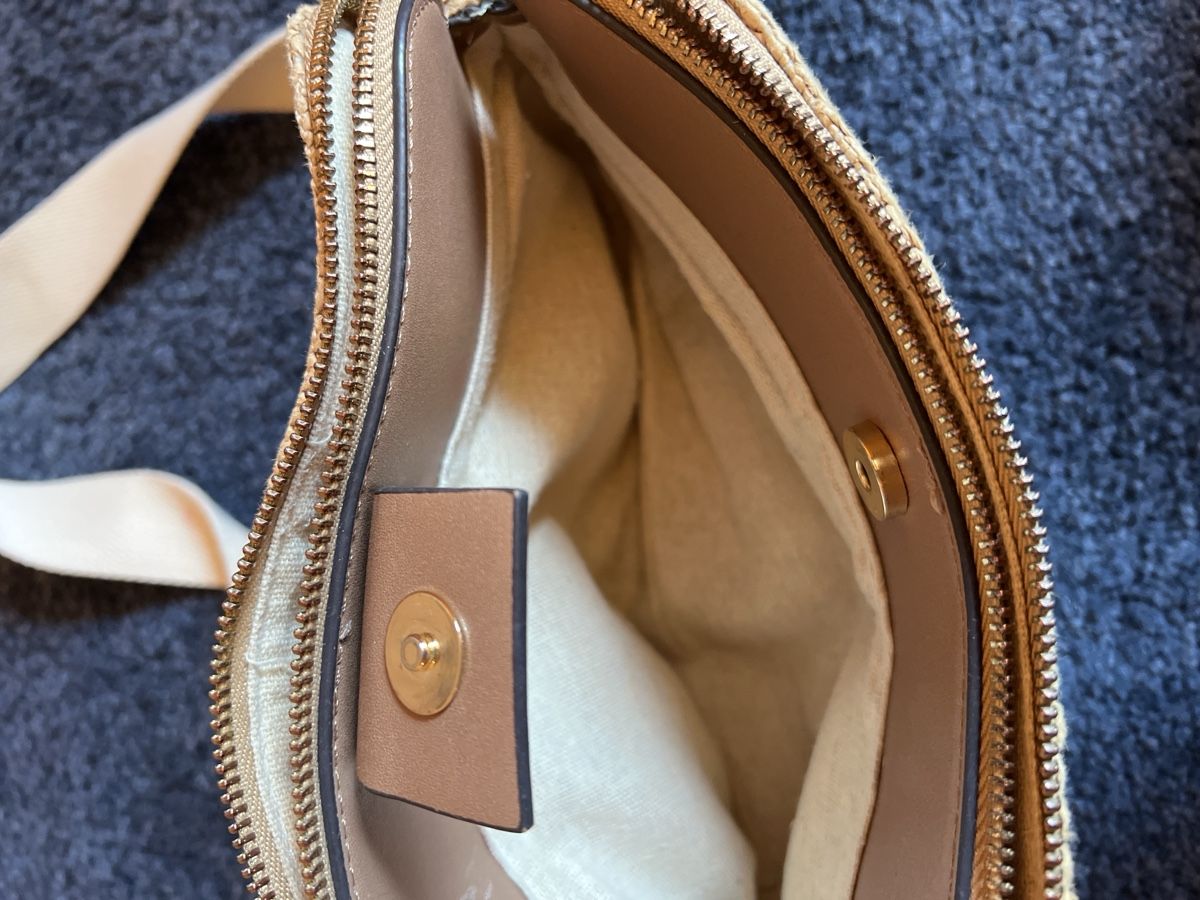 Taschen für Damen: Umhängetasche von Parfois - Special Edition! – Gebraucht aus Rotkreuz von Migu2012 3