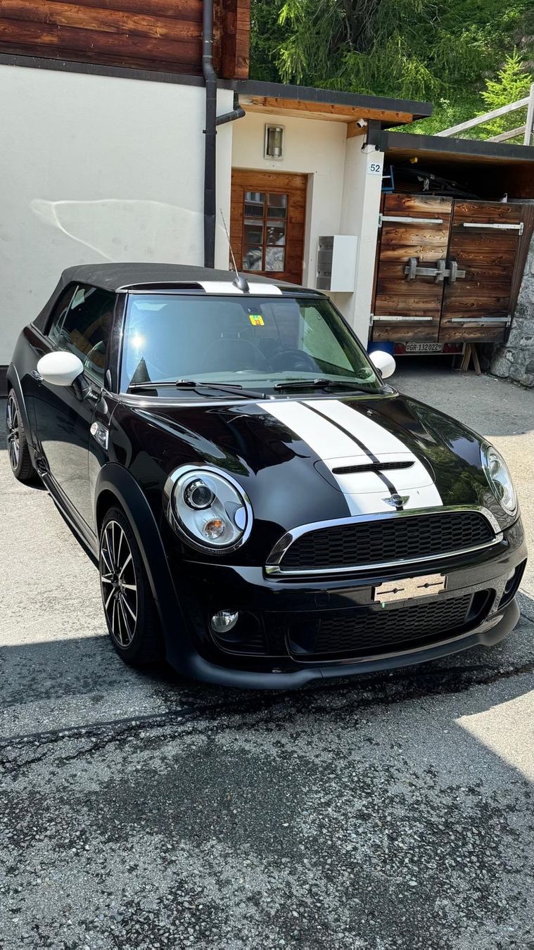 Mini Autos: MINI Cooper John Cooper Works Cabriolet/ 211PS – Gebraucht aus St. Moritz von Malera86 1