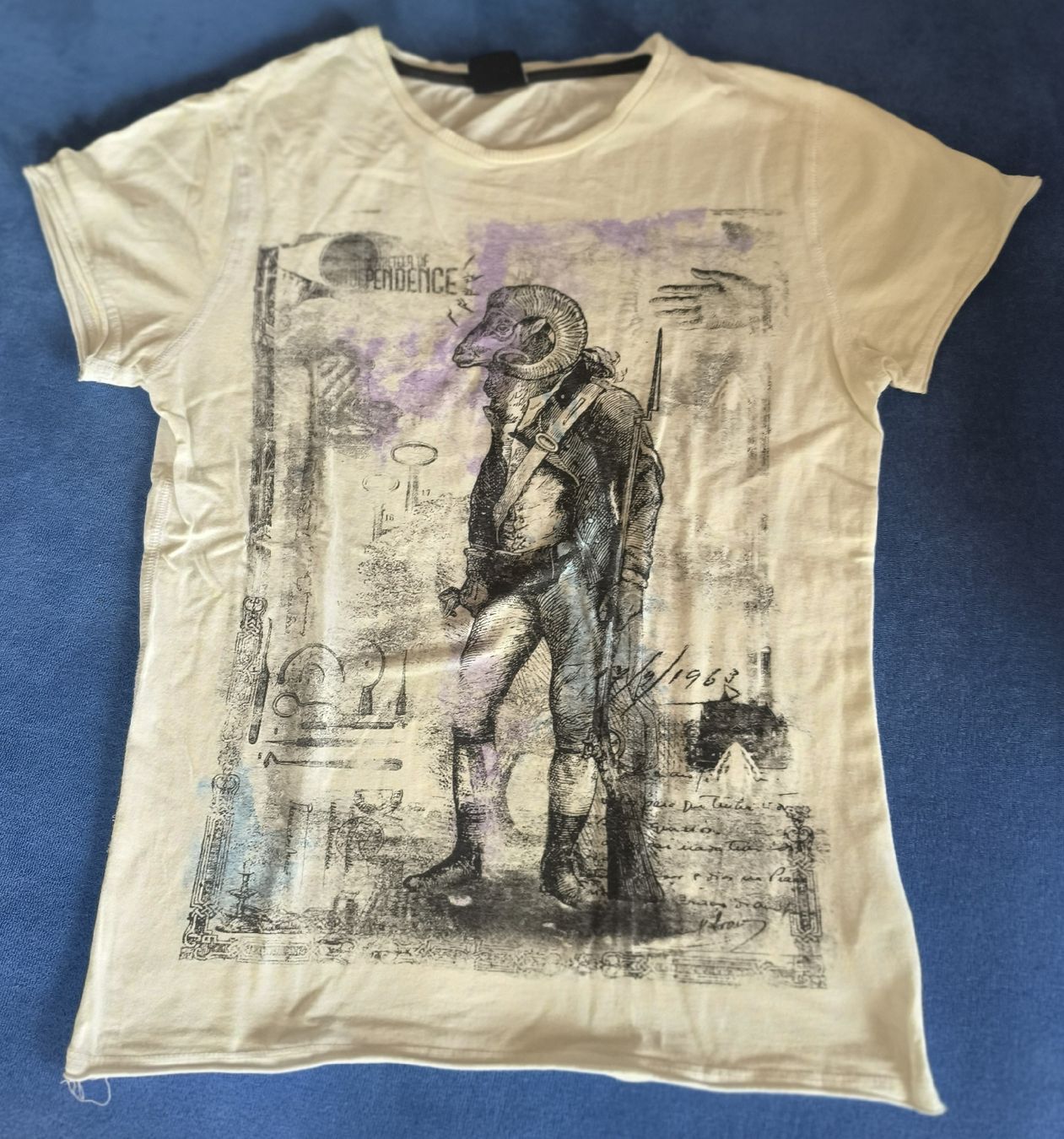 T-shirts: bedrucktes T-Shirt  – D'occasion à Fischbach LU par BuBri