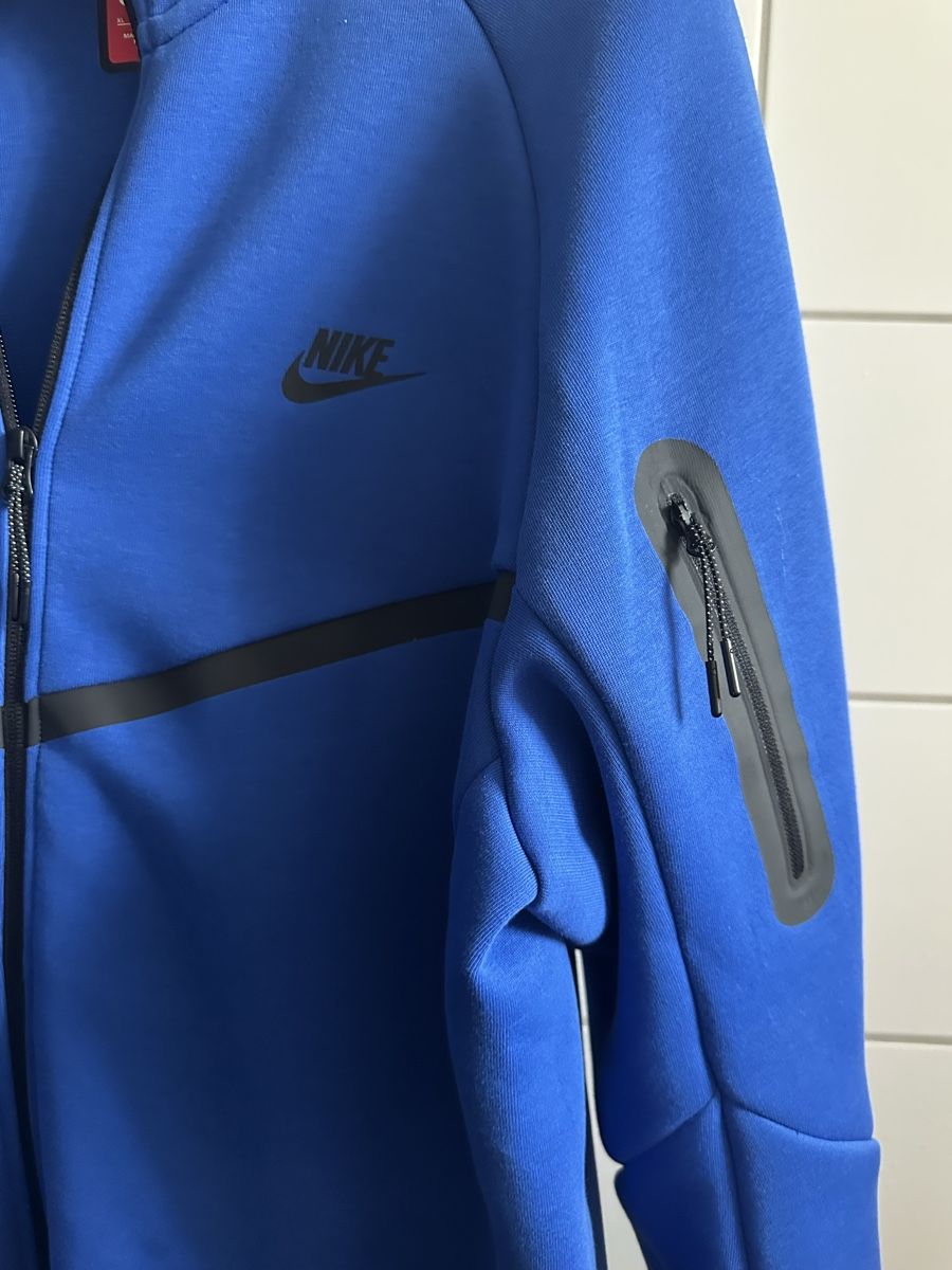 Nike Jacken: Herren Nike Jacke Grösse/XL – Neu (gemäss Beschreibung) aus Basel von Ivana_4 1