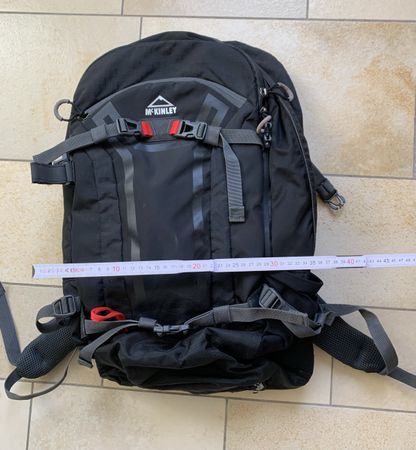 neuer McKinley Wanderrucksack schwarz, 32 l
