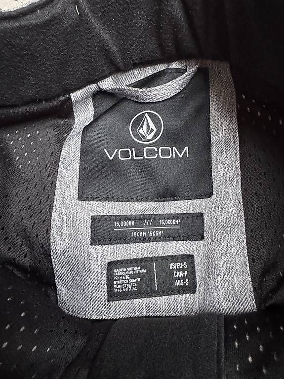 Pantalons: Snowboardhose Volcom Grösse 36 – D'occasion à Hondrich par Lejlana 1