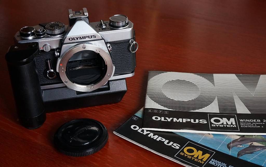 Olympus Fotocamera: Olympus OM-1 Chrom mit Motor Winder 2 TOP – Usato da Spreitenbach venduto da Salesmanship