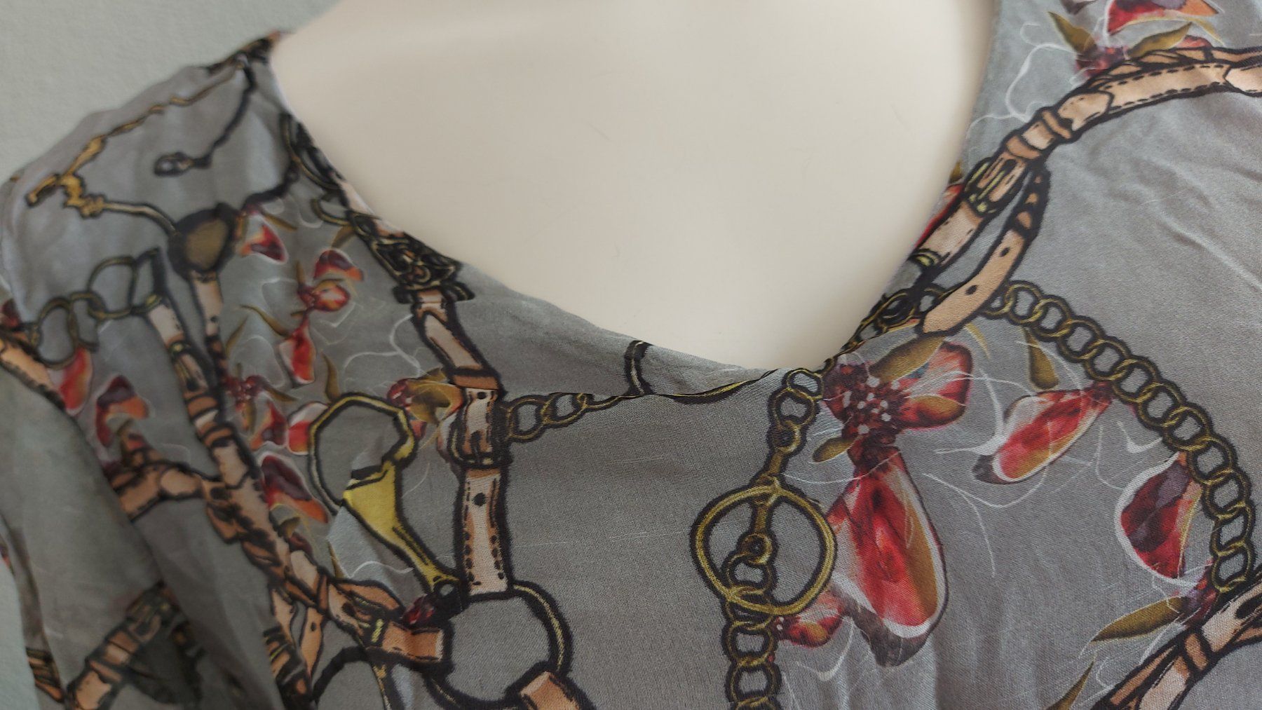 Blusen: Bluse Made in Italy mit Seide One Size – Gebraucht aus langenthal von rundholz7 1