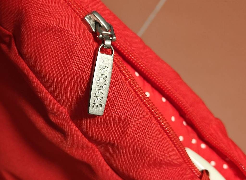 Sacchi a pelo: Chancelière Stokke rouge - Comme neuve – Usato da Lausanne venduto da Colinou 2