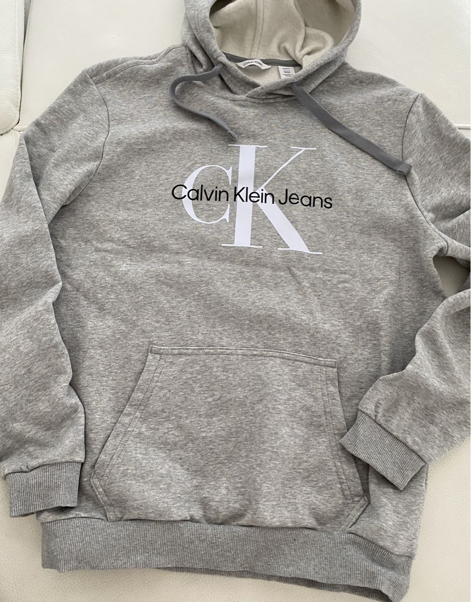 Calvin Klein Pullover & Sweatshirts: Calvin Klein Kaputzen Pullover – Gebraucht aus Opfikon von Luis144 3