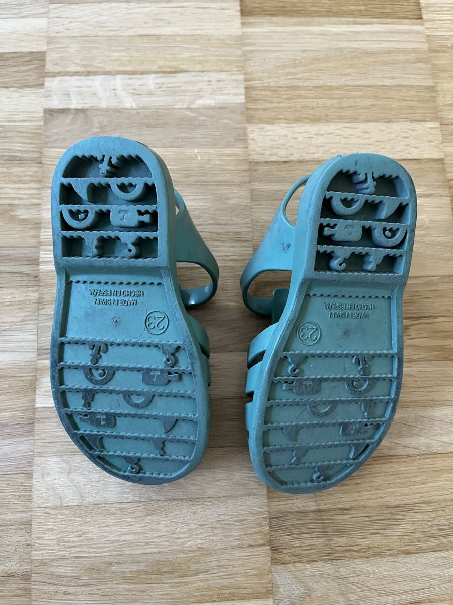 Chaussures garçon: Badesandale Plastik tiny cotton 23 – D'occasion à Zürich par cha_s85j 2