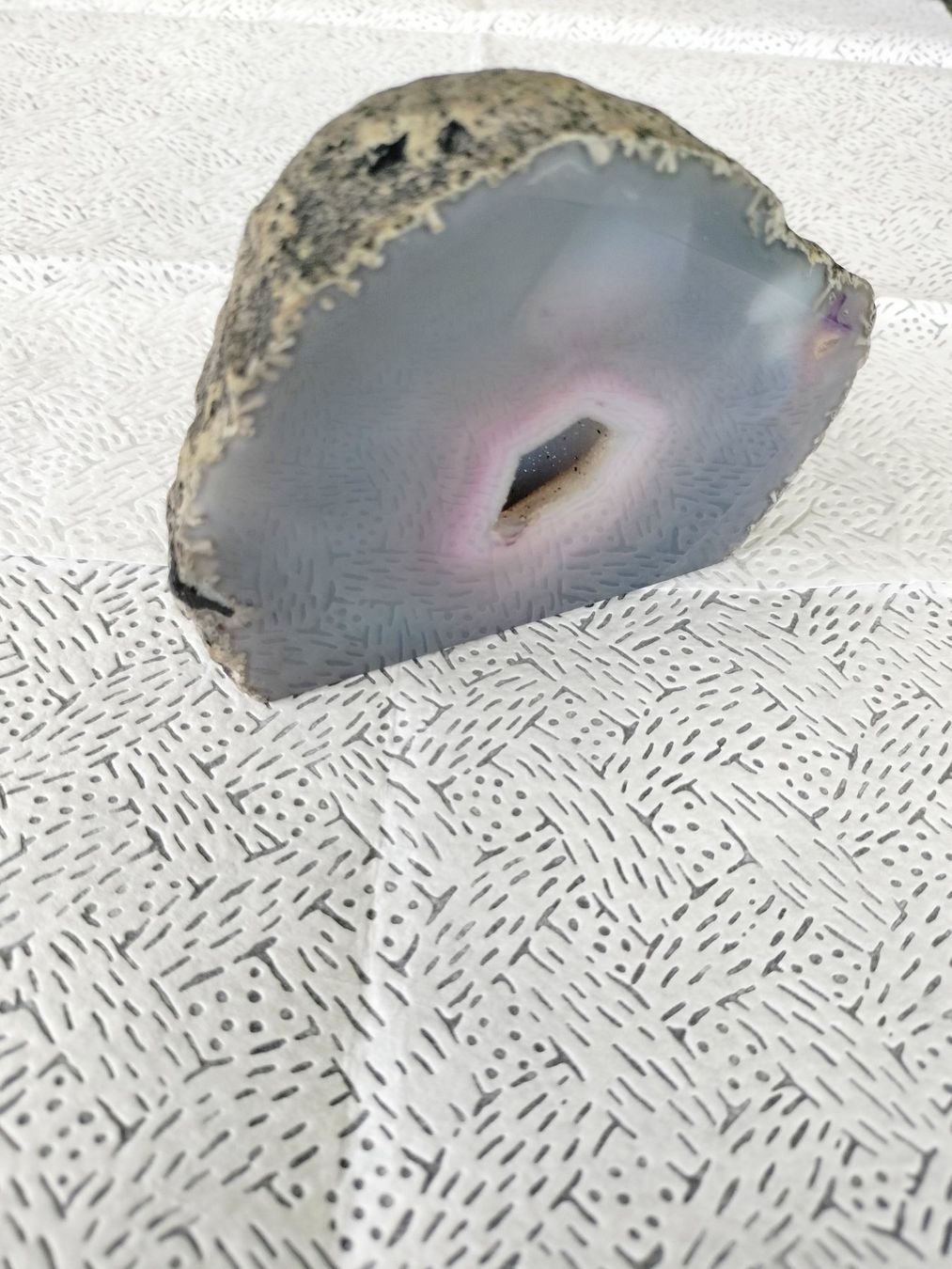 Minerali & Pietre curative: Tranche d'agate (variété de calcédoine) 693 gr – Usato da Cortaillod venduto da rozinna 2