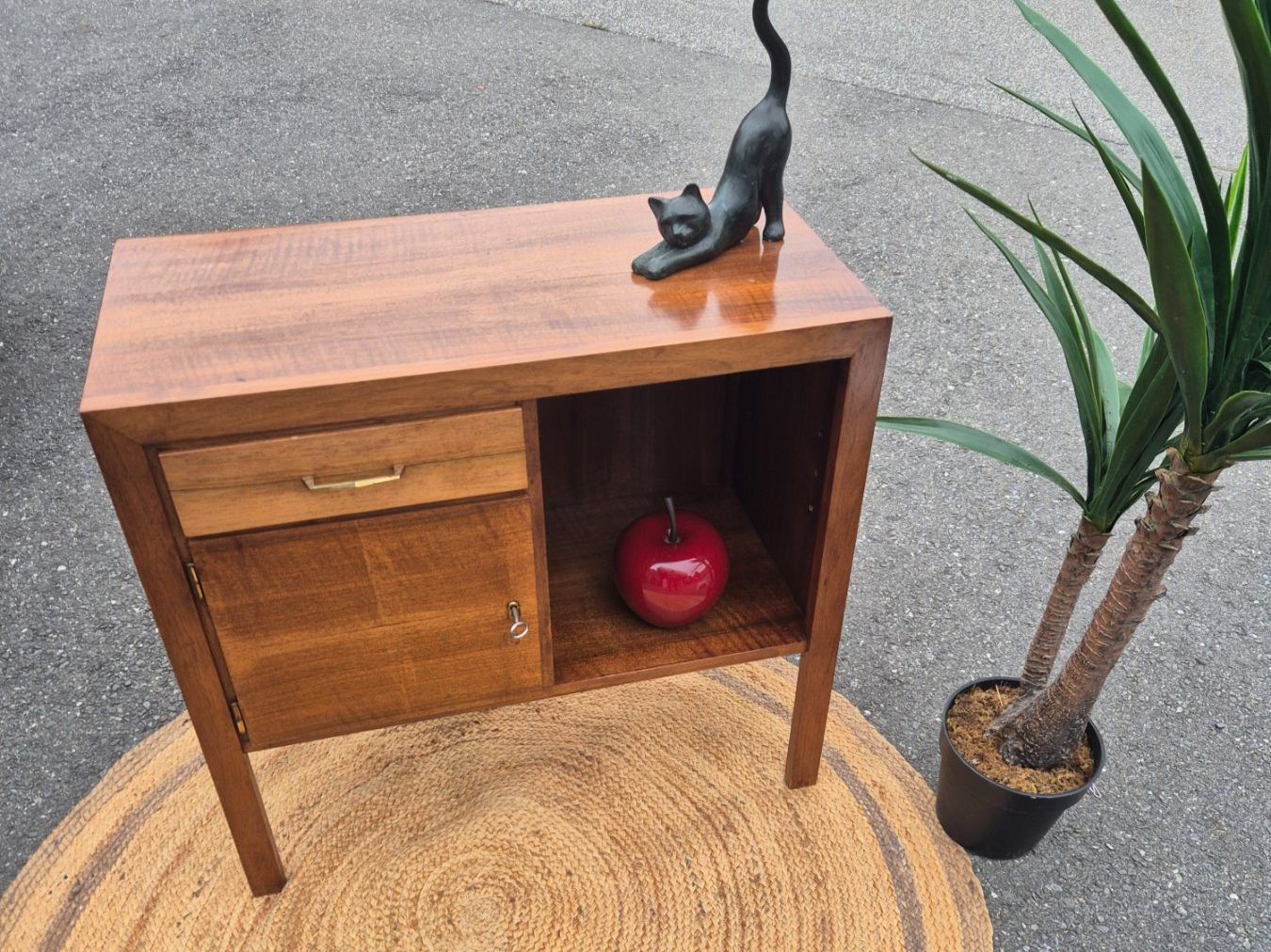 Scaffali: Petit meuble vintage – Usato da Fribourg venduto da tameab