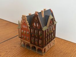 L2319: Altstadt-Doppelhaus (Spur N)