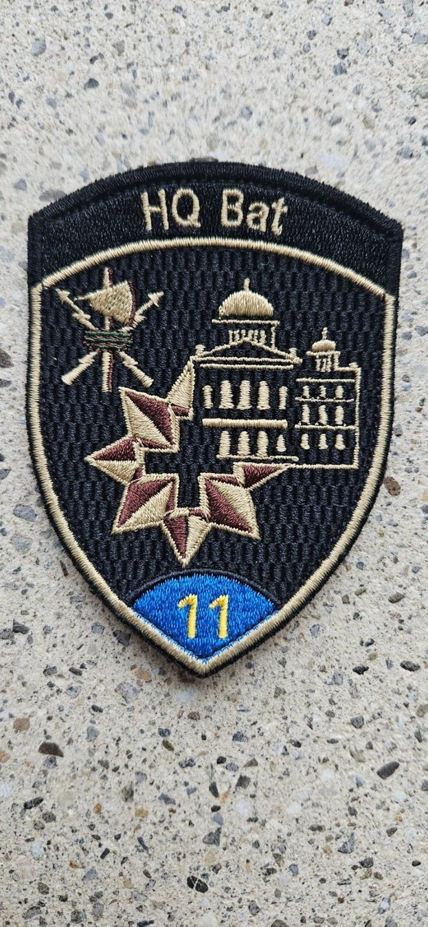 Schweizer Armee Placchette & Badge: *** Badge HQ Bat mit Klett *** – Nuovo e nell'imballaggio originale da Riedholz venduto da fr_sIruP