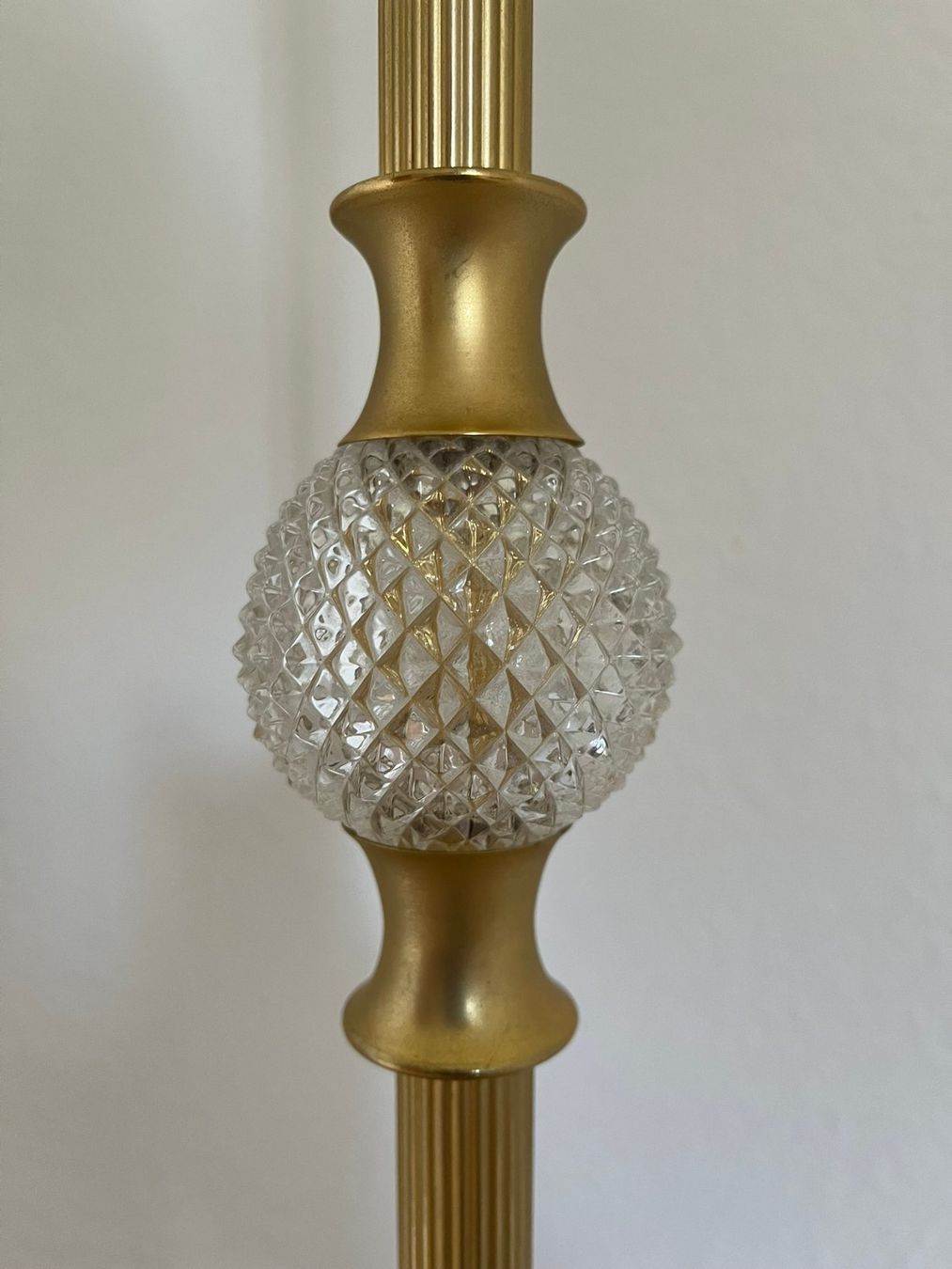 Lampen: Messing-Stehlampe, 5-armig mit Kristallbehang – Gebraucht aus Basel von Lancer4 4