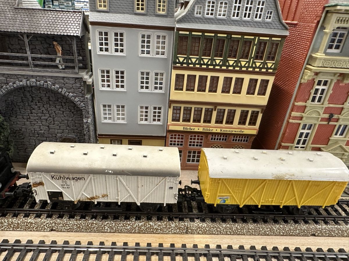 Märklin Modellini di ferrovie: Märklin 3003 DB BR 24 Güterzug – Usato da Lupsingen venduto da New-Haven 2