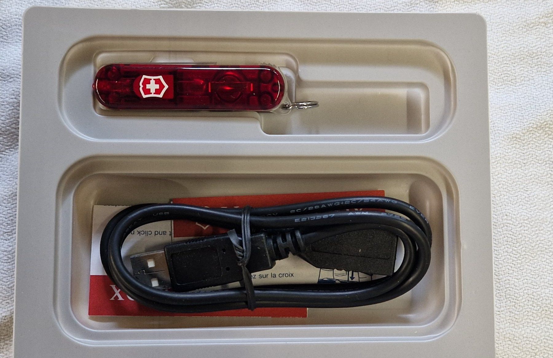 Victorinox Couteaux de poche: SWISSMEMORY – D'occasion à Bilten par Mic2022 1