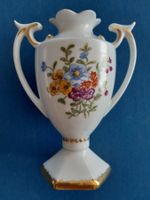alte Porzellan Amphore/Vase mit Blumenmotiv und Goldrändern