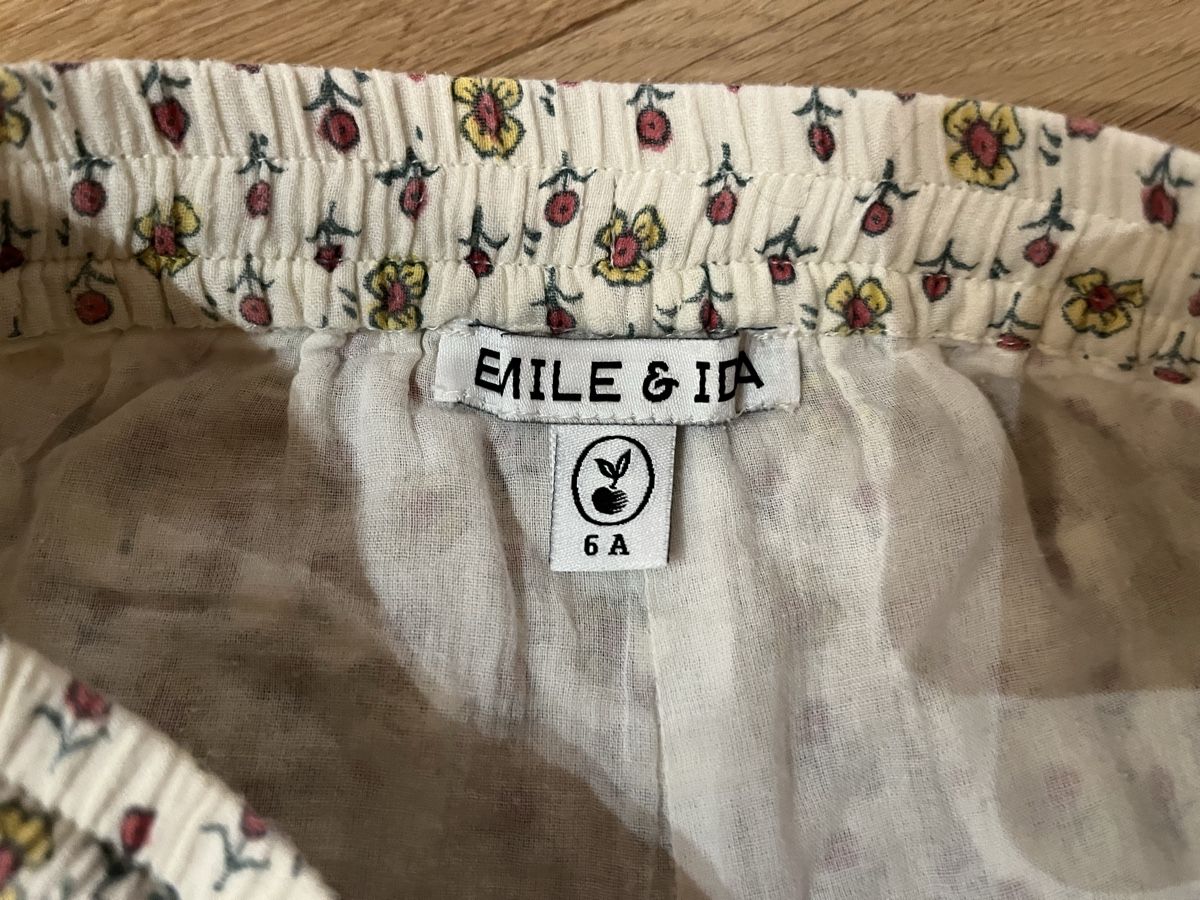 Pantaloni: Emile & Ida Floral Shorts - Size 6A - Summer – Usato da Planken venduto da R4gskL7 1