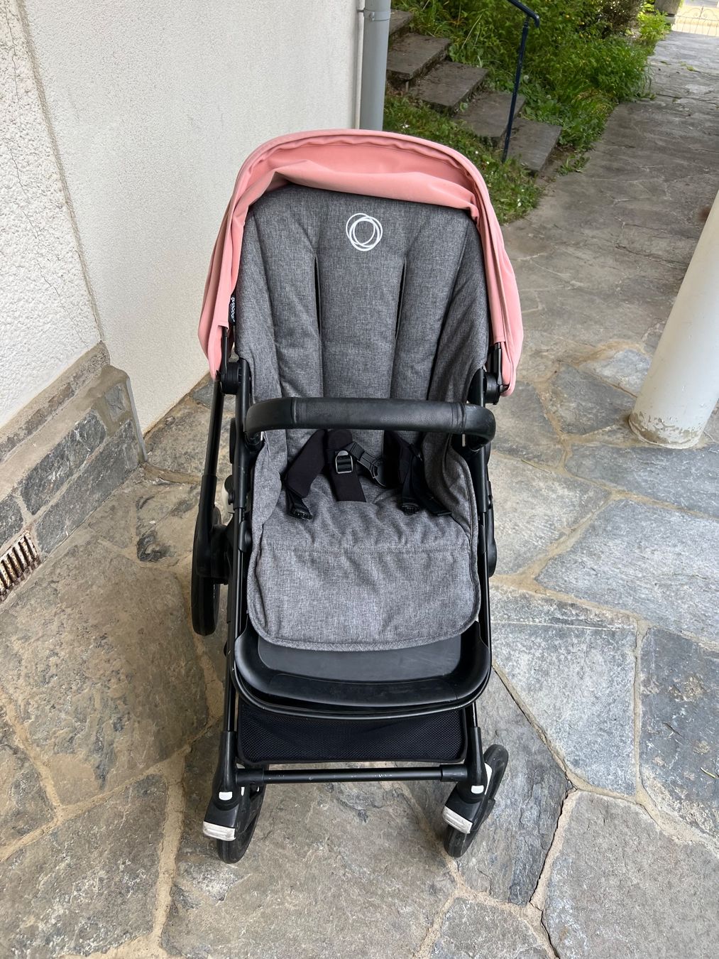 Bugaboo Kinderwagen: Poussette Bugaboo Fox 3 rose / gris  état comme neuf – Gebraucht aus Pully von elo_x9gc 2