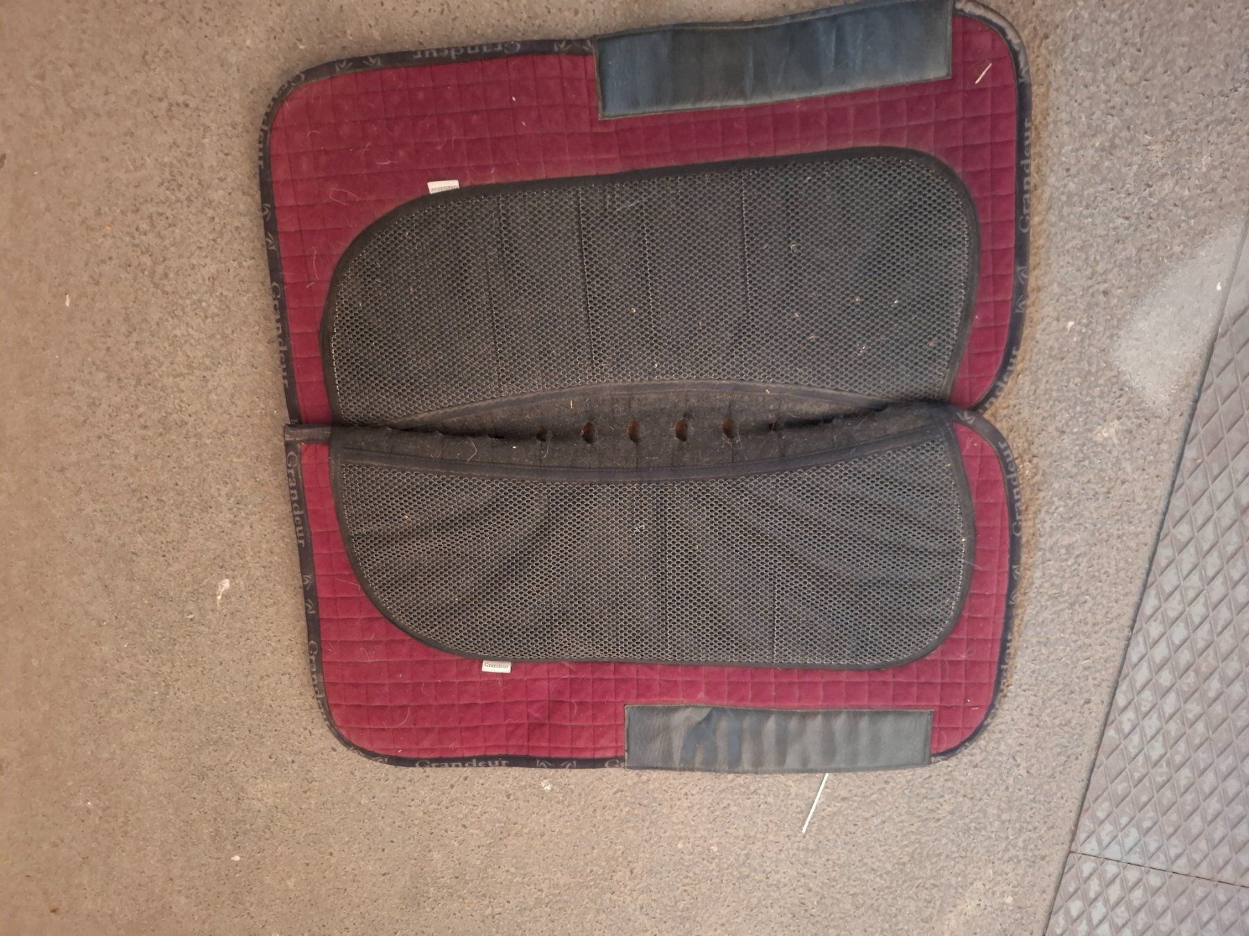Selle & Accessori: Satteldecke Grandeur Physio Pad Western – Usato da Jegenstorf venduto da Ninavh1 2