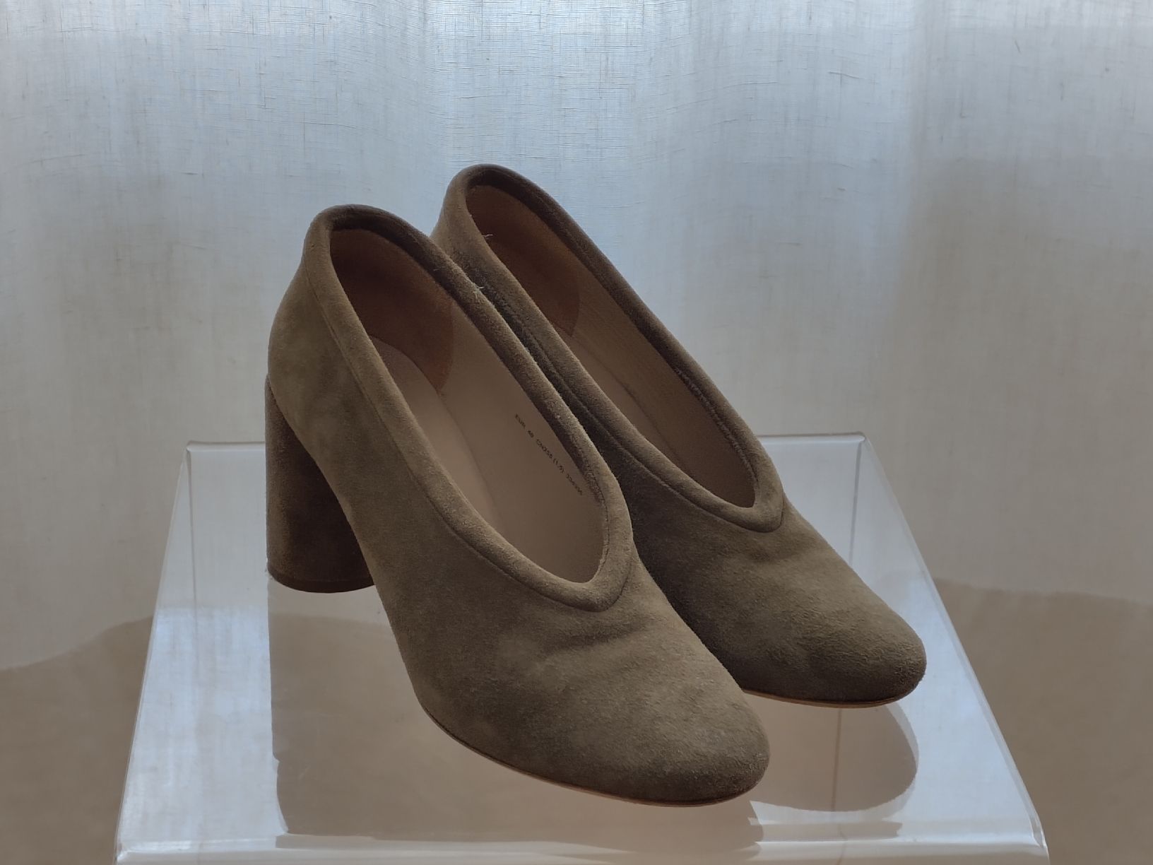 Cos Scarpe da donna: Escarpins COS en daim vert olive (40) – Nuovo (secondo la descrizione) da Lausanne venduto da HelenaK 1