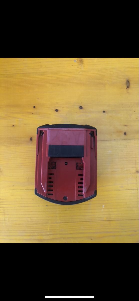 Hilti Accus & piles: Hilti Akku  – D'occasion à Riehen par Love-and-Peace 6