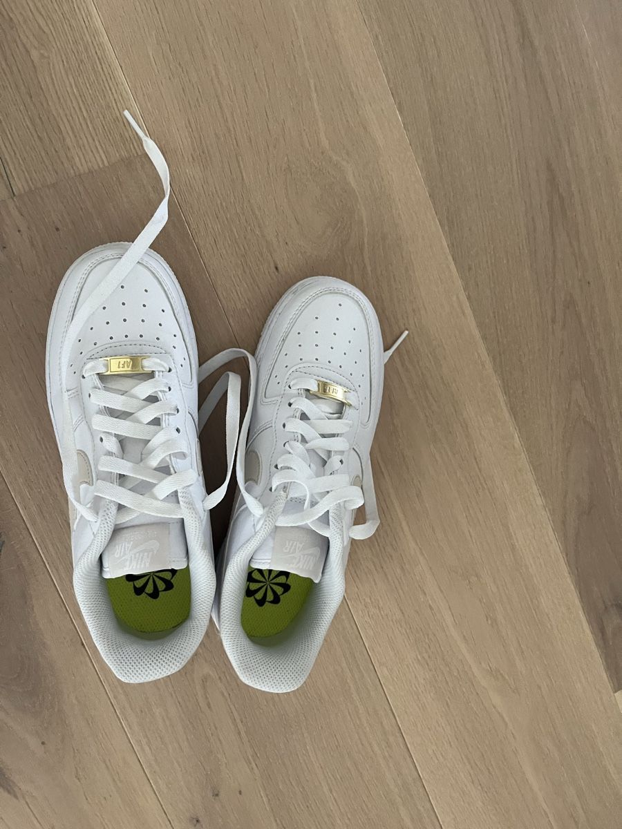 Nike Scarpe da donna: Nike Air Force One – Usato da Untersiggenthal venduto da goldengun20 1