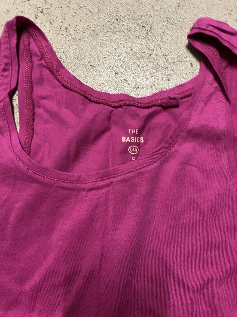 Top: Top pink – Usato da Luzern venduto da oli_6x2r 1