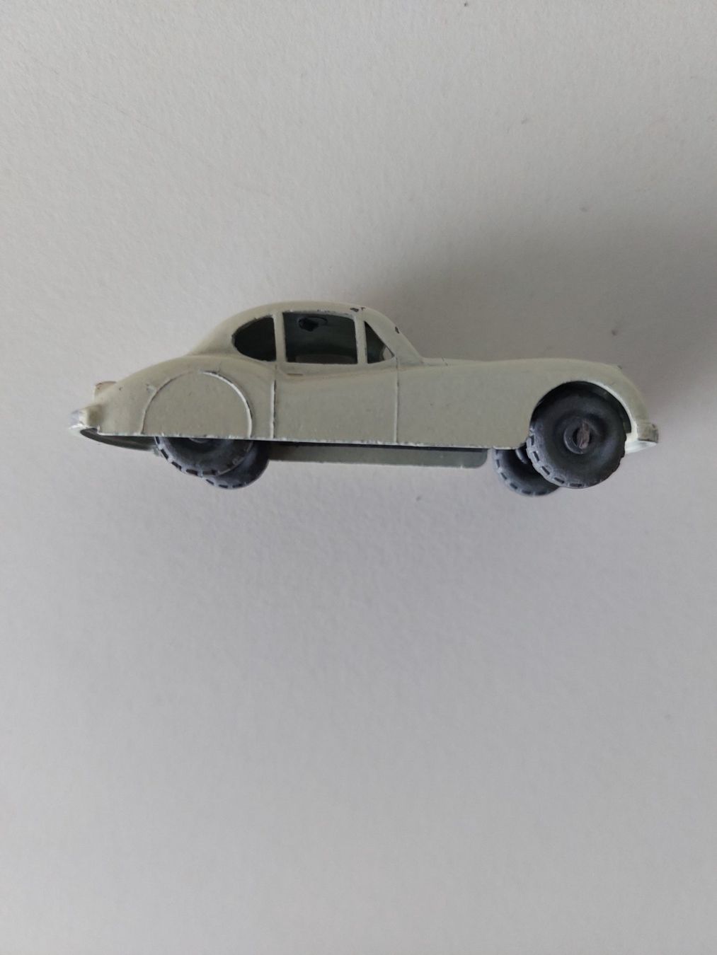 Matchbox Modellini d'auto: Matchbox Lesney Nr. 32A Jaguar AK 140 – Usato da Schenkon venduto da Elbarto007 5