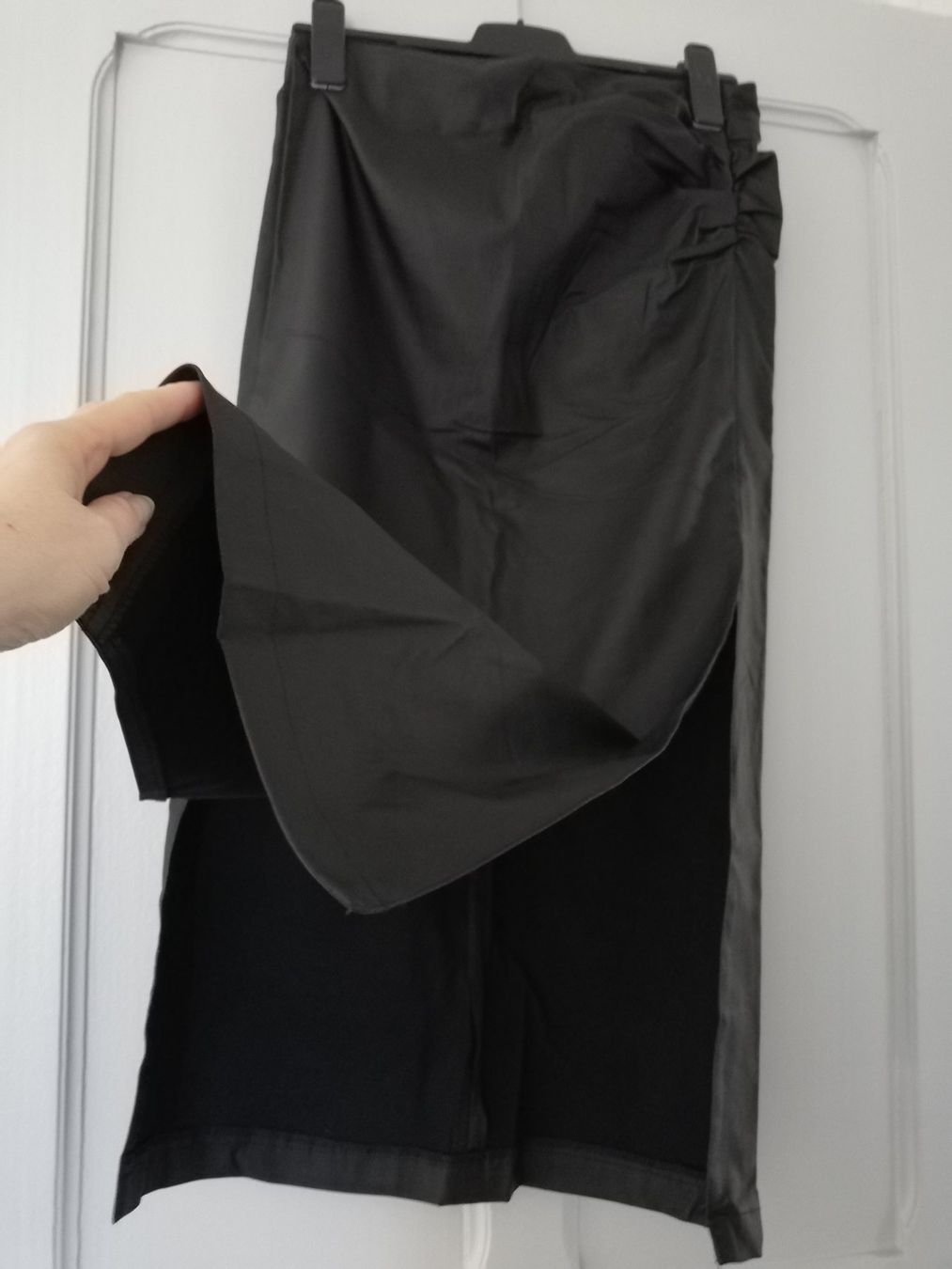 Röcke: Jupe noire simili cuir fendue – Neu (gemäss Beschreibung) aus La Chaux-de-Fonds von matsujun 1