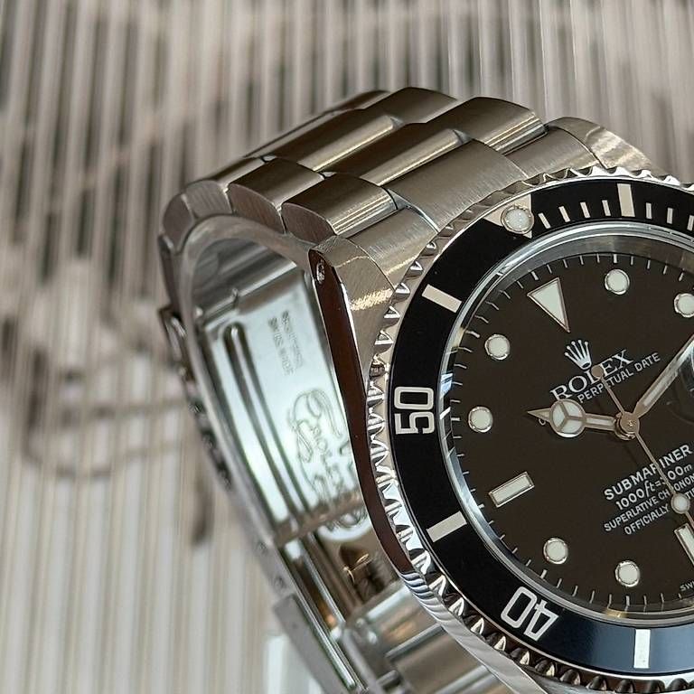 Orologi: Rolex Submariner Date 16610 – Usato da Genève venduto da minty.watches 5