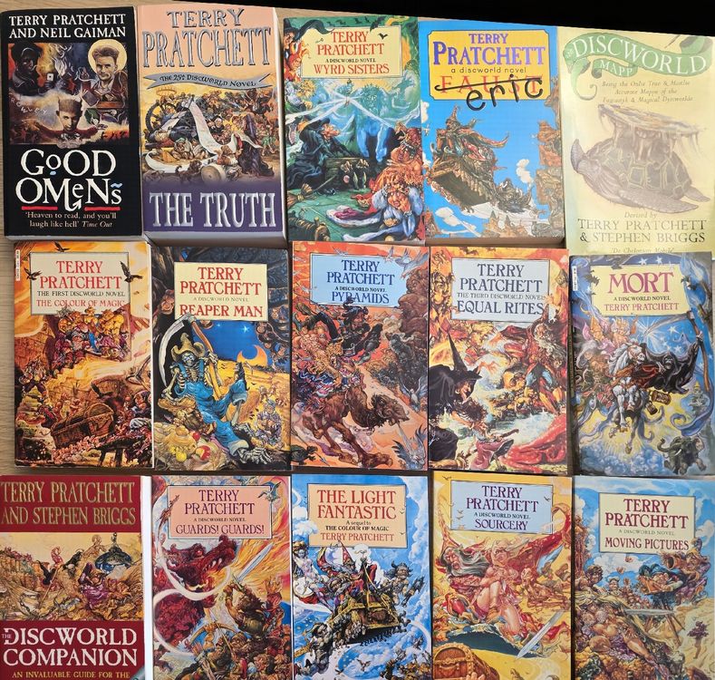 14 Terry Pratchett books ( Discworld ) + map (eng) (Neu (gemäss ...