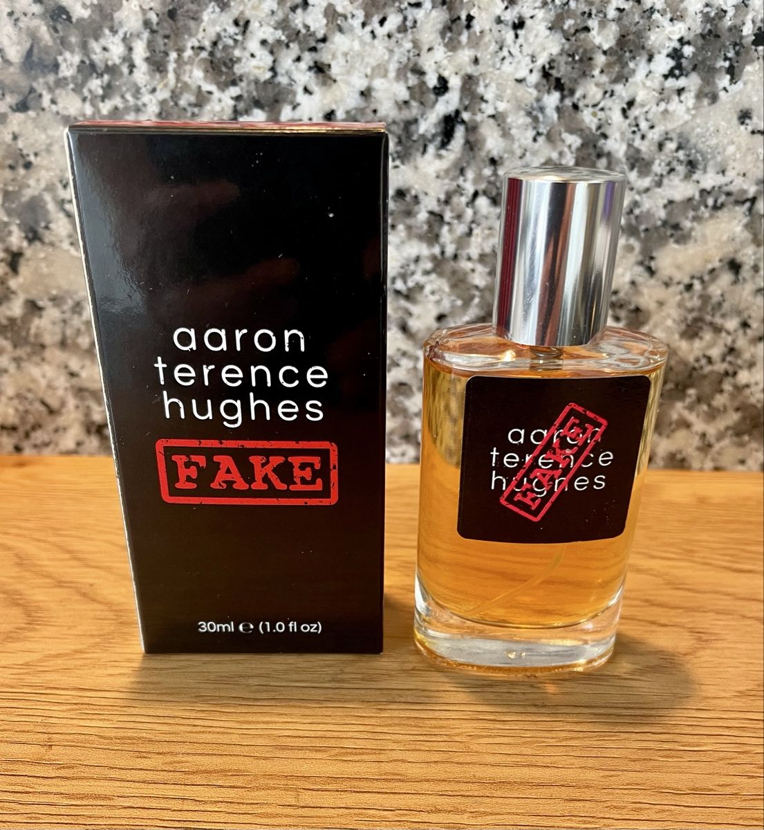 Profumi & Eau de Toilette: Aaron Terence Hughes  - FAKE – Usato da Kaiseraugst venduto da dka_b97z