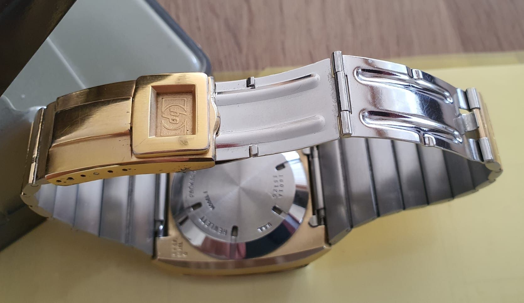 Hewlett Packard Uhren: HP-01 Vintage Calculator Watch 1977 – Gebraucht aus Triesen von Trisuna 4