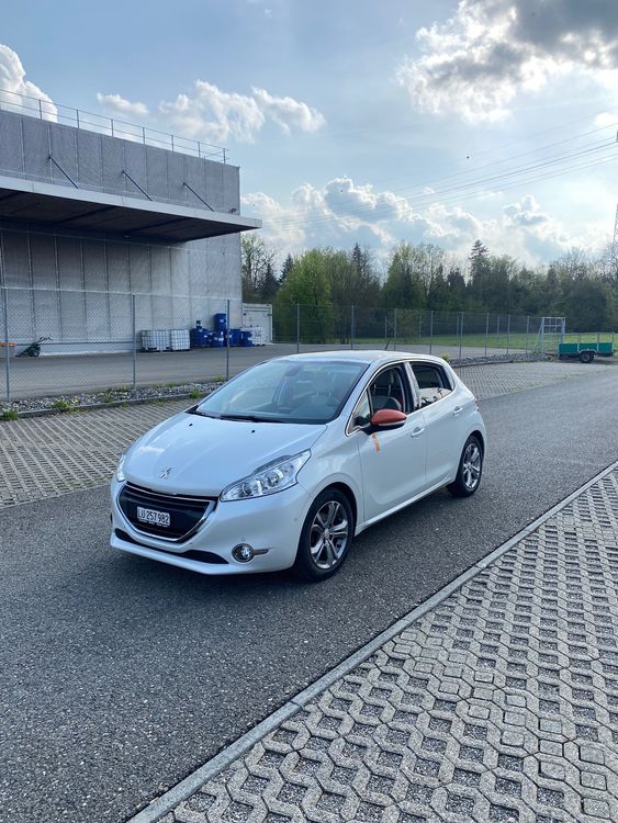 Peugeot 208 Roland Garros 1.2 VTi