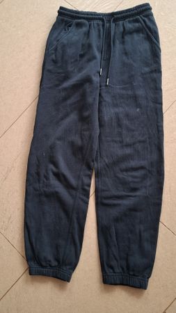 Traningshose schwarz für Mädchen  146/152 von Manguun