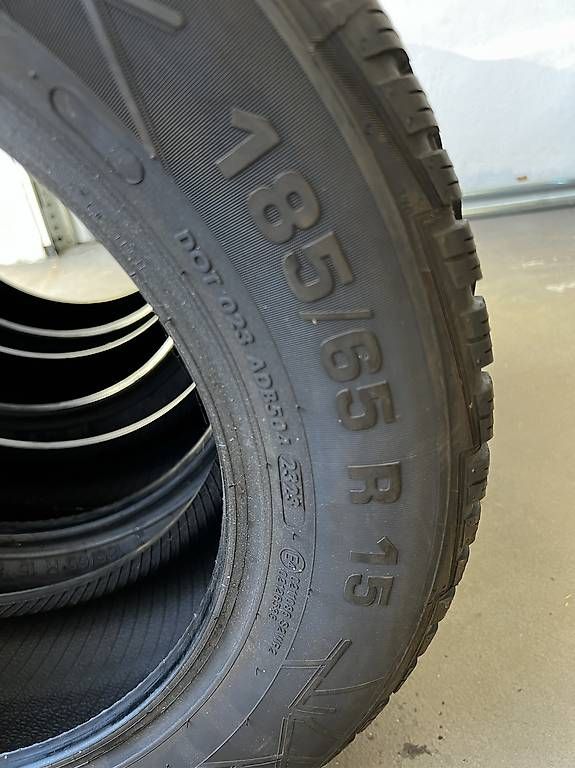 Pneumatici & Ruote complete: 185/65 R15 Winterreifen – Usato da Sursee venduto da gas_8n5t 1