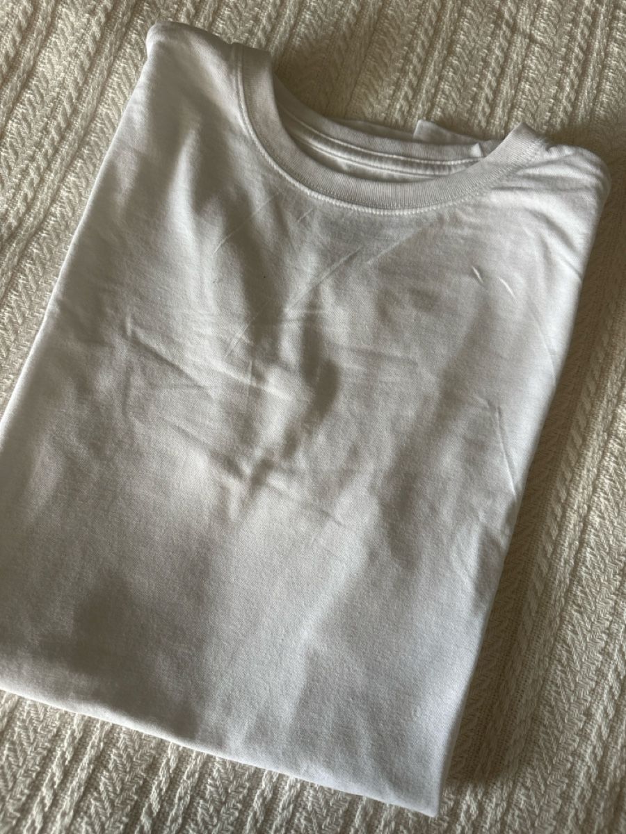 Muji T-Shirts: Muji Basic white T-Shirt Gr. M (36)  – Gebraucht aus Bassersdorf von Ayumiyamaguchi 1