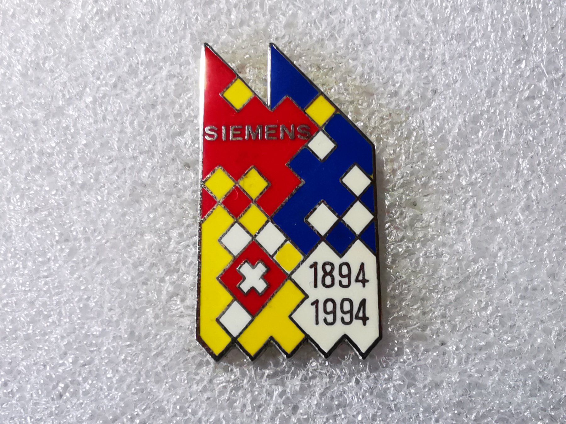 Placchette & Badge: Ansteckpin 86: Siemens – Usato da Oppligen venduto da Pin-Fall-Shop