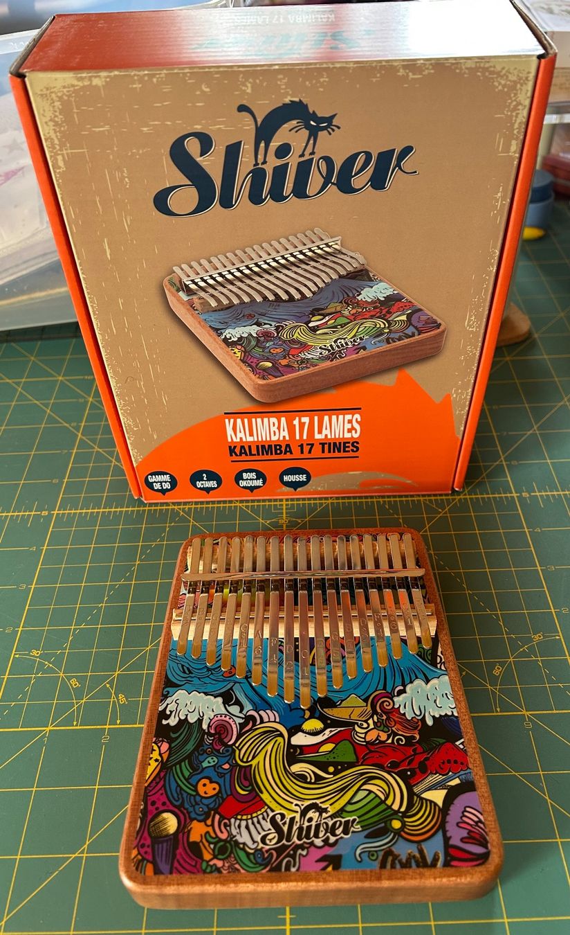 Strumenti musicali: Kalimba 17 lames de la marque Shiver – Nuovo e nell'imballaggio originale da Bouveret venduto da sev_qj7l 2