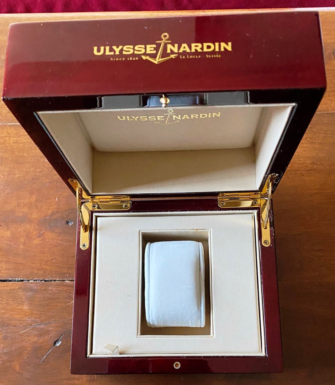 Ulysse Nardin Orologi: ULYSSE NARDIN ORIGINAL BOX !!!!! – Usato da Aurigeno venduto da SCS 6