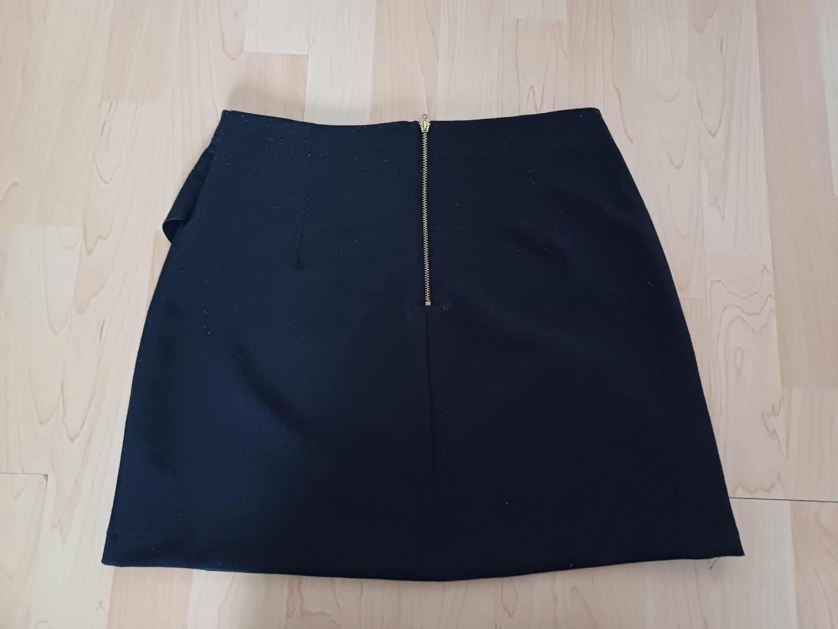 Zara Gonne: Mini gonna marca Zara Basic Collection, misura M. – Usato da Lostallo venduto da IrisBri 1